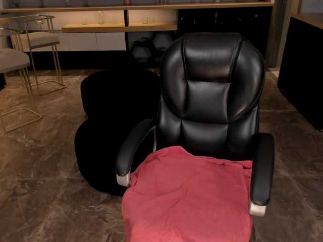 MaddisonLowe live cam on BongaCams