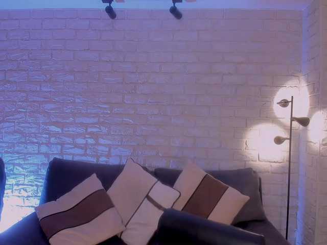 MaddisonLowe live cam on BongaCams