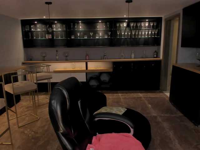 MaddisonLowe live cam on BongaCams