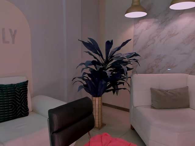 MaddisonLowe live cam on BongaCams