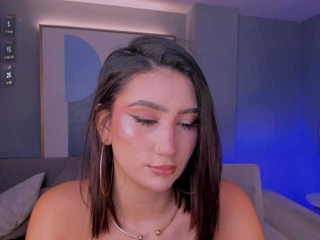 MaddisonLowe live cam on BongaCams