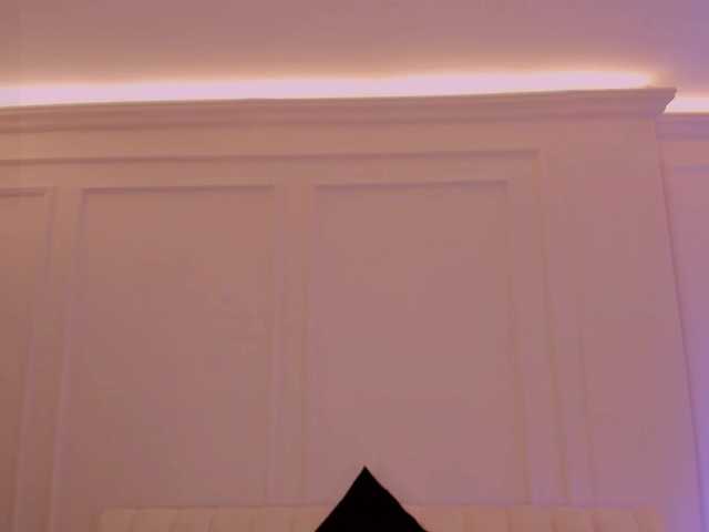 MaddisonLowe live cam on BongaCams