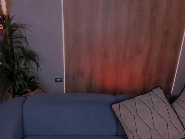 MaddisonLowe live cam on BongaCams