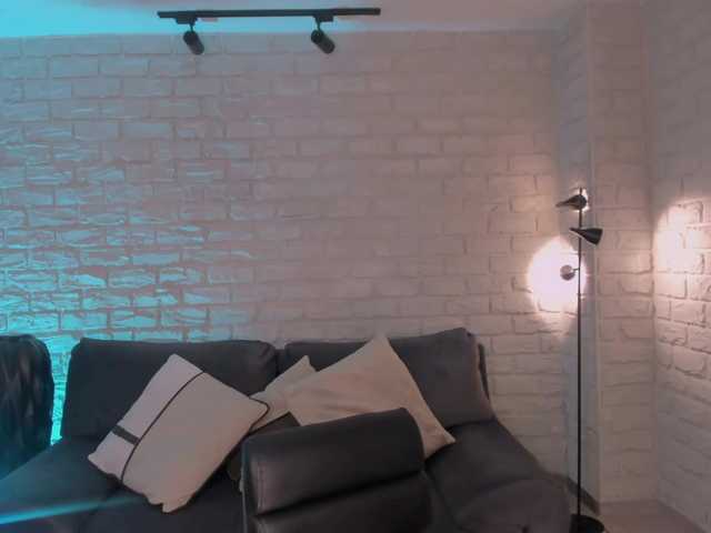 MaddisonLowe live cam on BongaCams