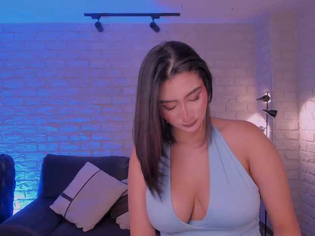 MaddisonLowe live cam on BongaCams