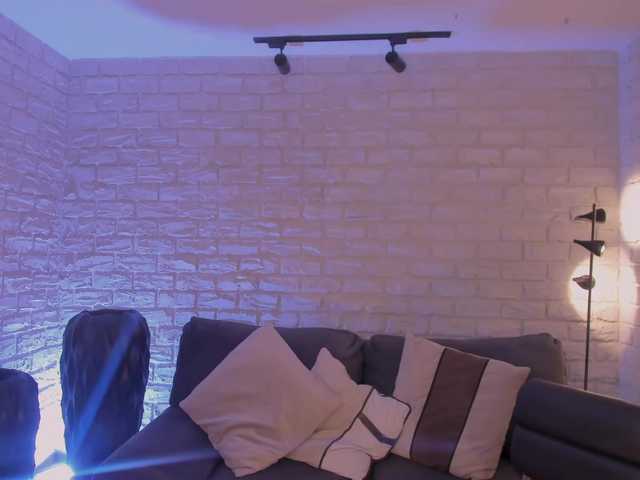 MaddisonLowe live cam on BongaCams