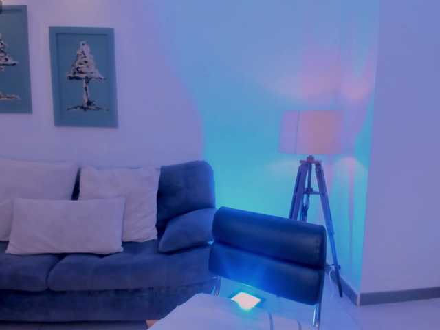 MaddisonLowe's BongaCams show and profile