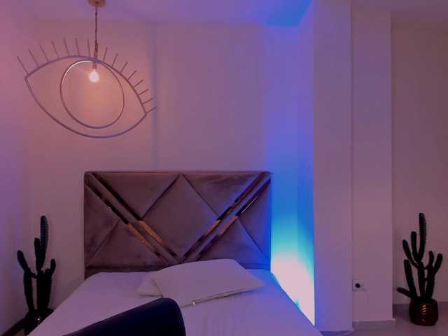MaddisonLowe live cam on BongaCams