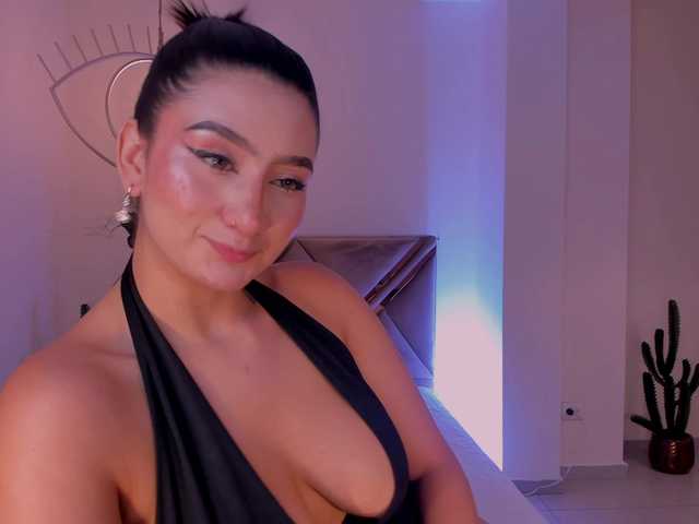 MaddisonLowe live webcam show