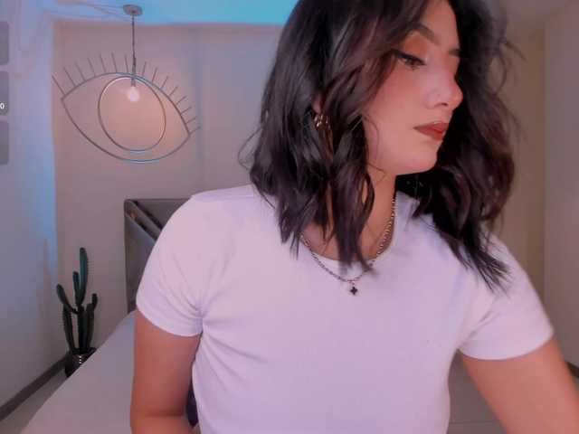 MaddisonLowe live webcam show