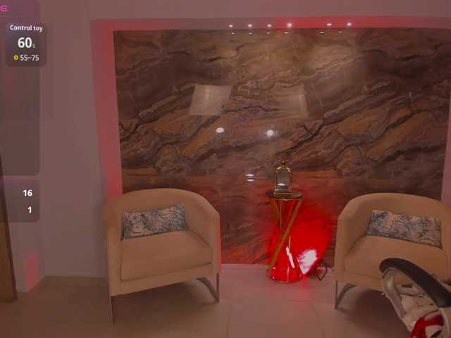 MaddisonLowe live cam on BongaCams