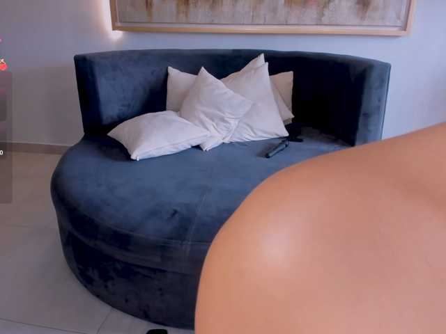 MaddisonLowe live cam on BongaCams