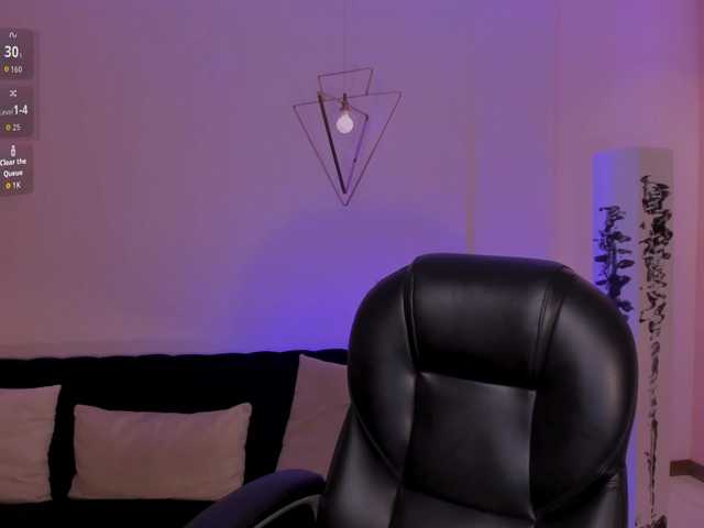 MaddisonLowe live cam on BongaCams