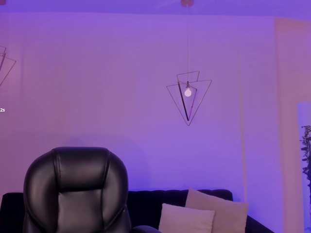 MaddisonLowe live cam on BongaCams