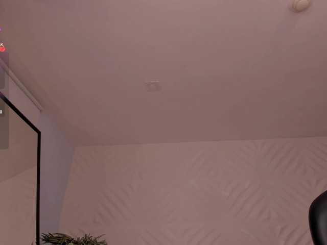 MaddisonLowe live cam on BongaCams