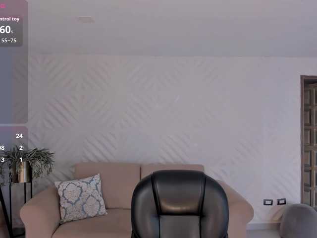 MaddisonLowe live cam on BongaCams