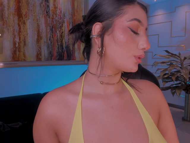MaddisonLowe live cam on BongaCams