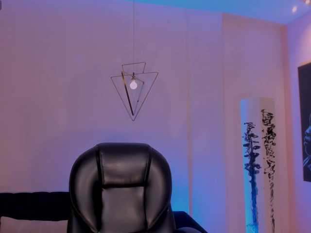 MaddisonLowe live cam on BongaCams
