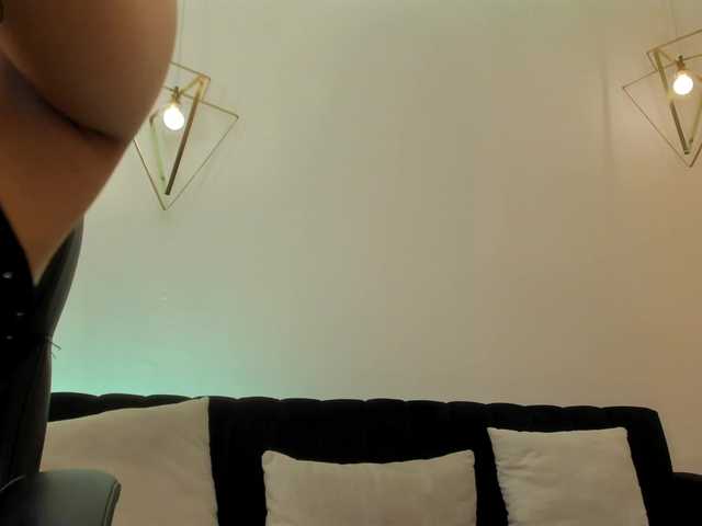 MaddisonLowe live cam on BongaCams