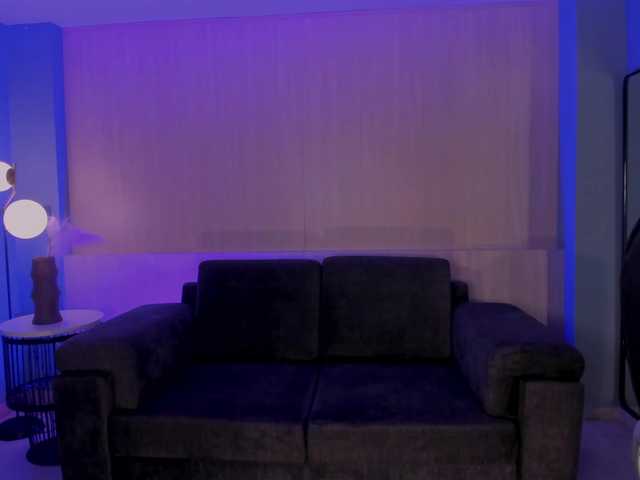 MaddisonLowe live cam on BongaCams