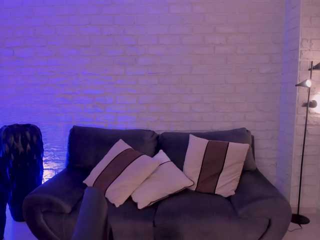 MaddisonLowe live cam on BongaCams