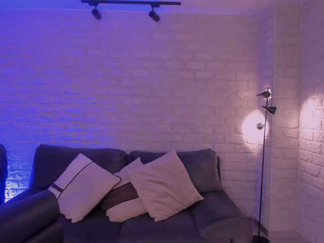 MaddisonLowe live cam on BongaCams