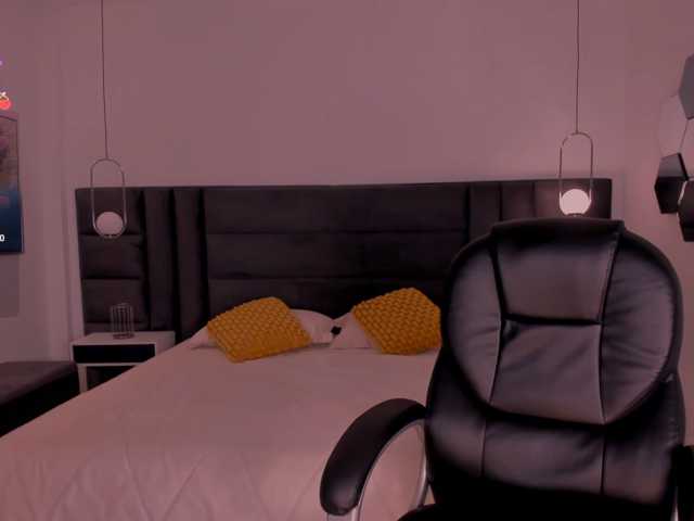 MaddisonLowe live cam on BongaCams