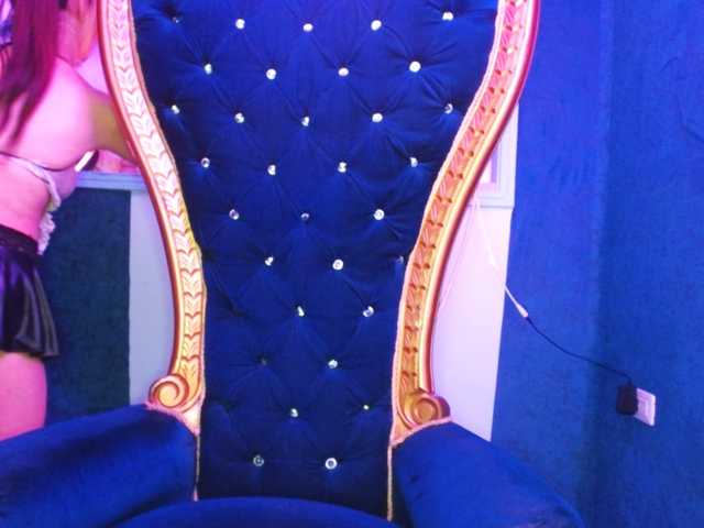 MiaSmiith live cam preview