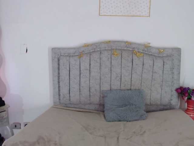 MiaSmiith webcam