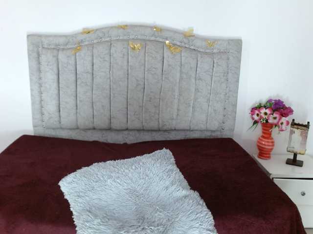 MiaSmiith live cam on BongaCams