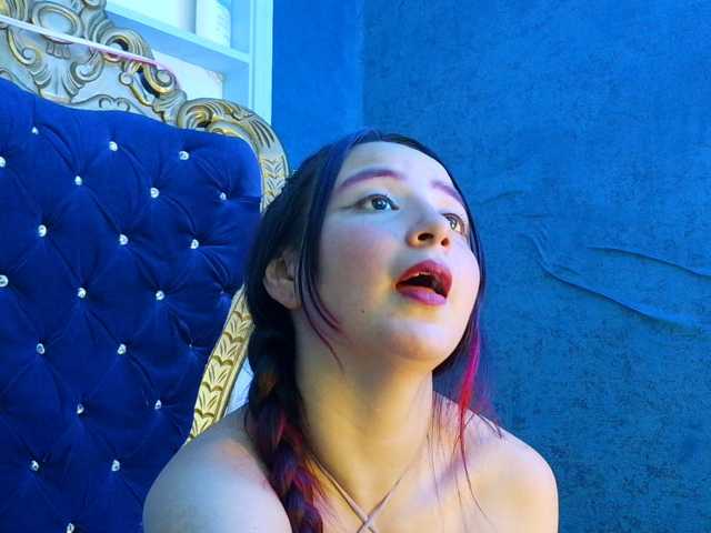 MiaSmiith live cam on BongaCams