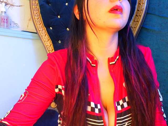 MiaSmiith live cam on BongaCams