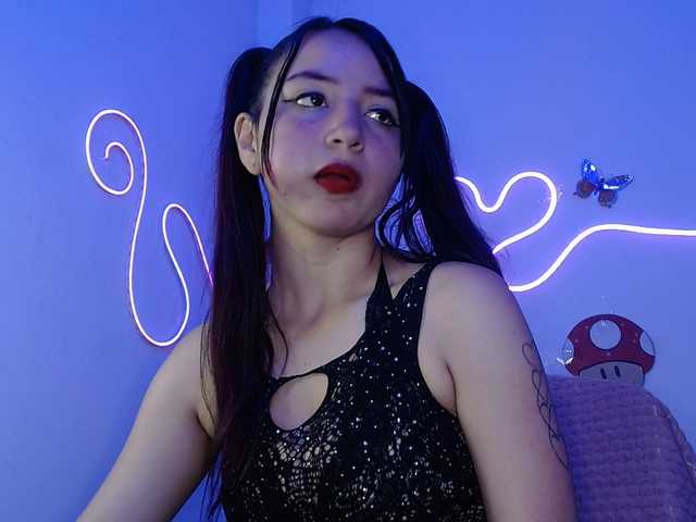 MiaSmiith live cam on BongaCams