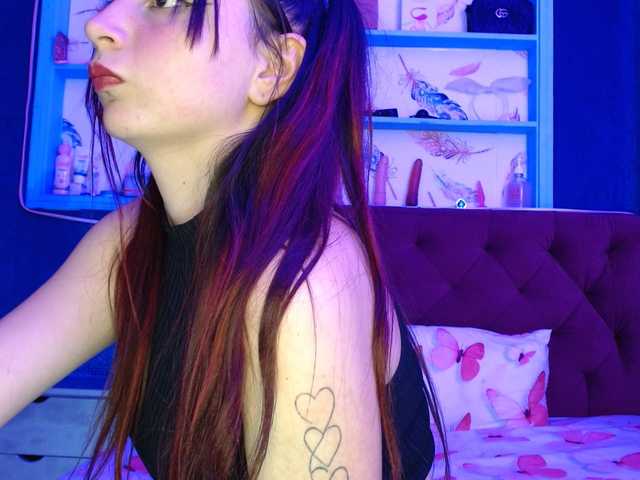 MiaSmiith live cam on BongaCams