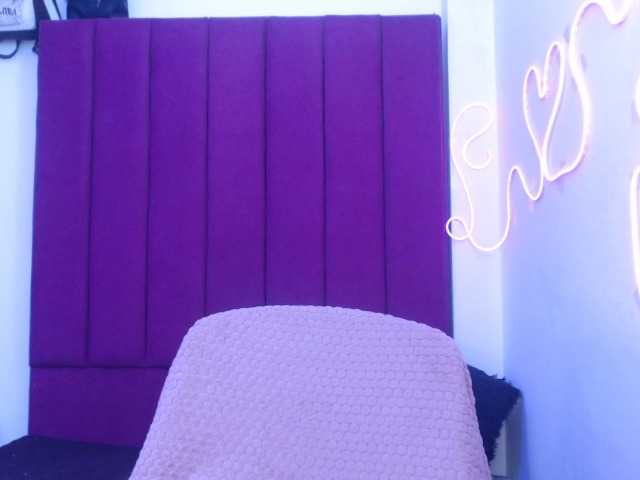 MiaSmiith live cam on BongaCams