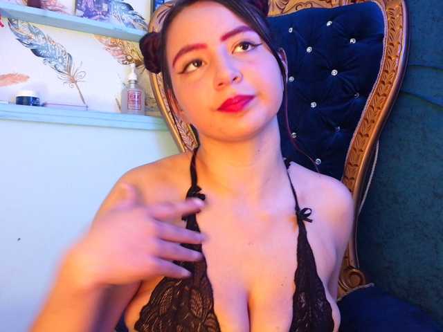MiaSmiith live cam on BongaCams