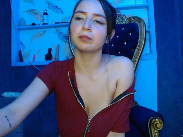 MiaSmiith live cam on BongaCams