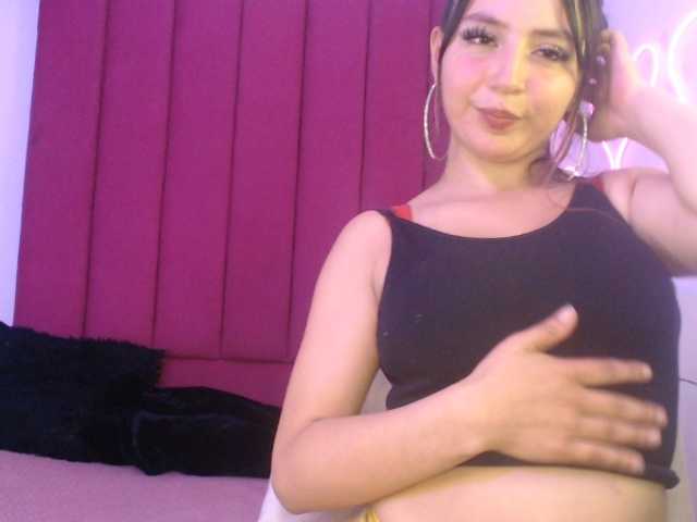 MiaSmiith live cam on BongaCams