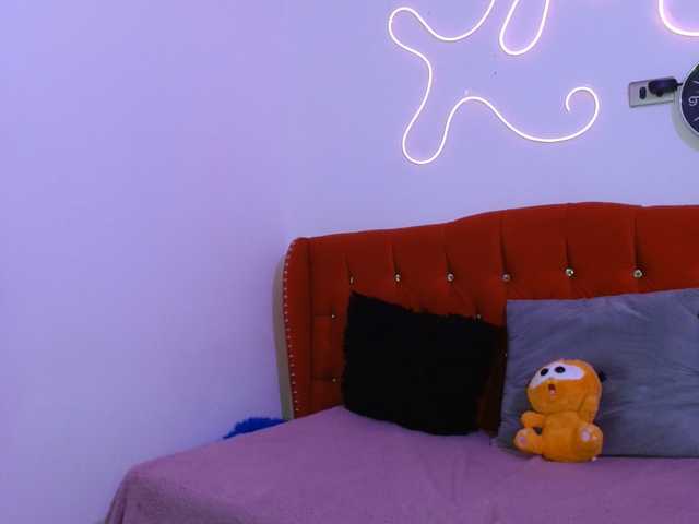 MiaSmiith live cam on BongaCams