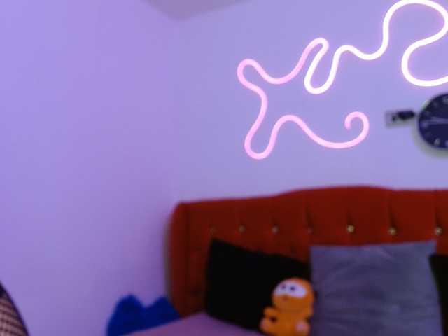 MiaSmiith live cam on BongaCams