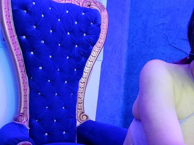MiaSmiith live cam on BongaCams