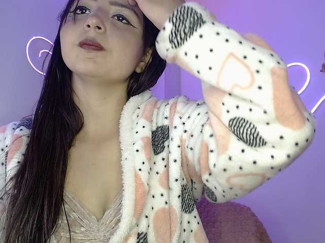 MiaSmiith live cam on BongaCams