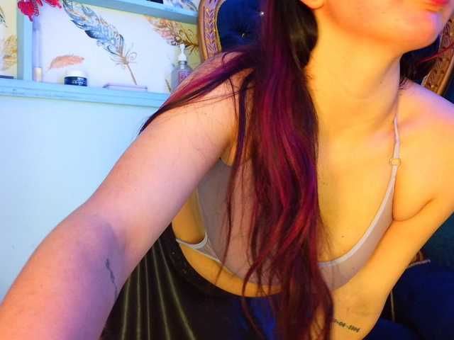 MiaSmiith live cam on BongaCams