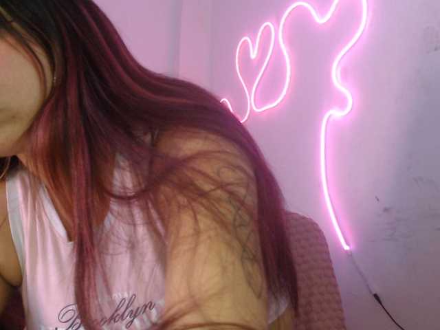 MiaSmiith live cam on BongaCams