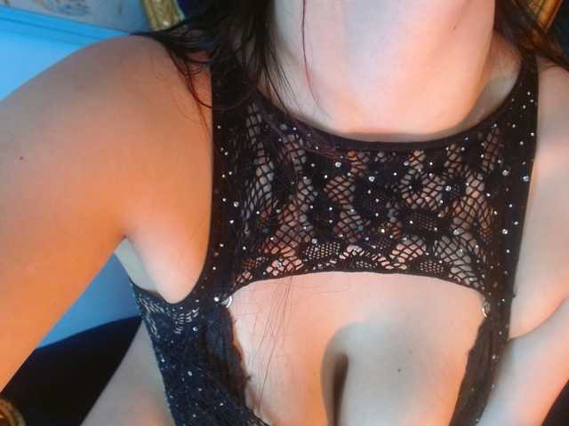 MiaSmiith live cam preview