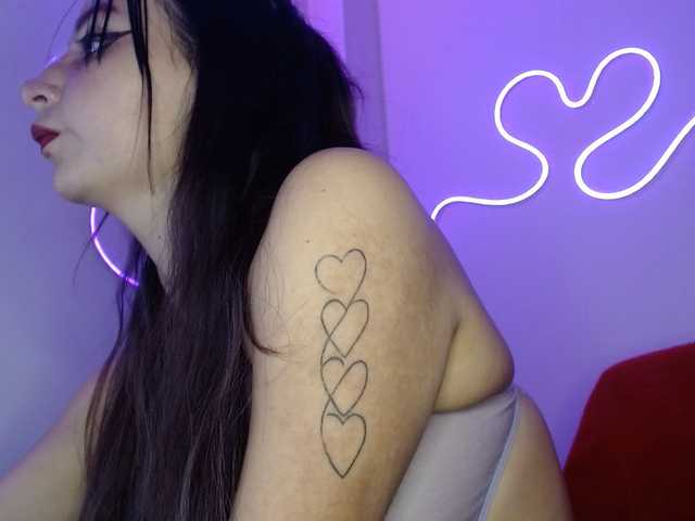 MiaSmiith live cam on BongaCams