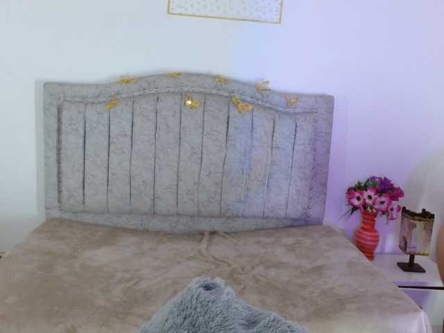 MiaSmiith live cam on BongaCams