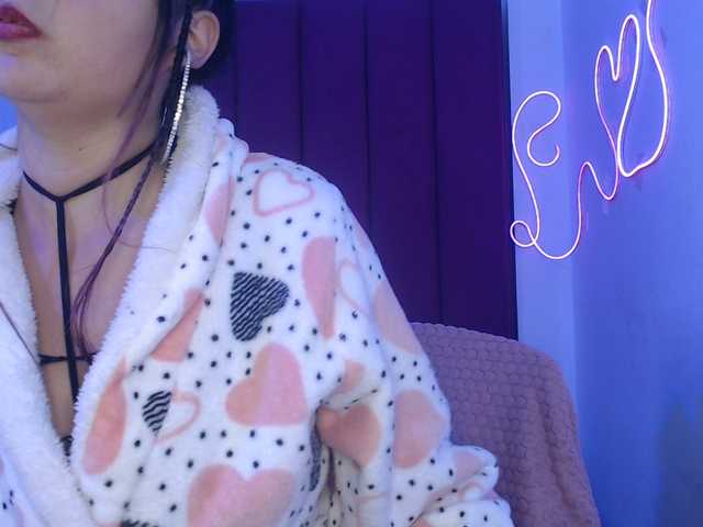 MiaSmiith live cam on UnifiedCams