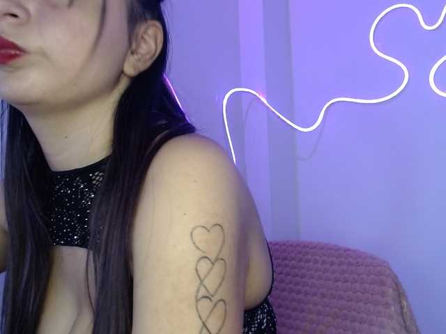MiaSmiith live cam on BongaCams