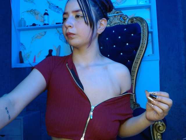 MiaSmiith live cam on BongaCams